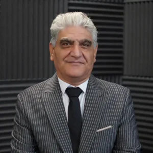 دکتر علی ولیخانی